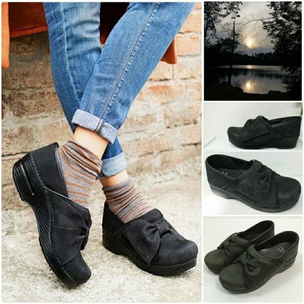 Patriotic RED Dansko Pro Bow Clogs Dusty Suede Cottage Distressed Boho Prairie ♡ - Picture 10 of 15